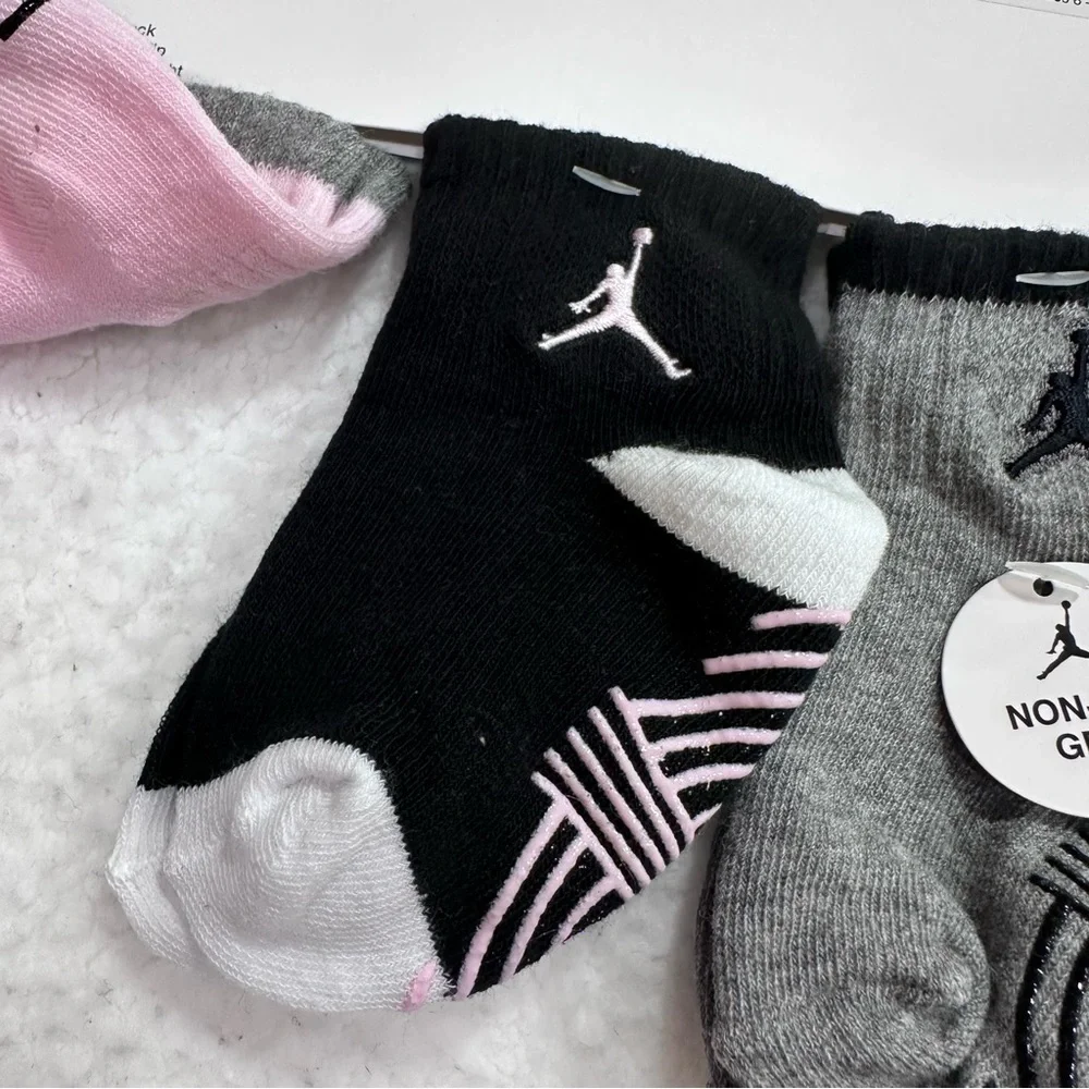 Girl’s Nike Jordan Socks